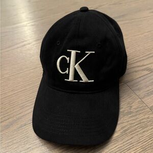 Black unisex Calvin Klein hat/cap
